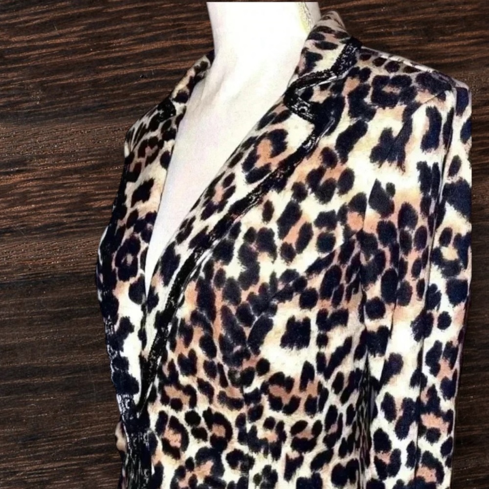 WET SEAL Fashion Jacket Black Tan Animal Leopard Print, Size Large - Picture 6 of 9